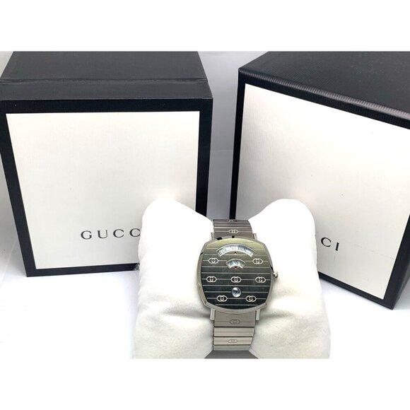 Gucci Unisex Watch YA157410 Swiss Quartz Jump Hour Dial Silver Steel 38mm main image 12